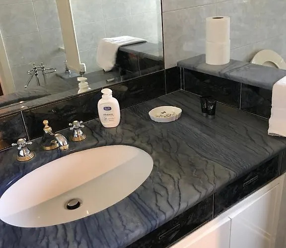 Bed & Breakfast La Fontana Di Carlotta Rome